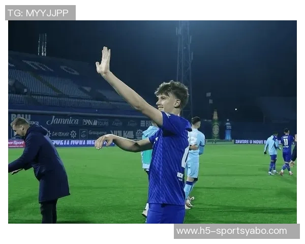 国米关注萨格勒布迪纳摩17岁后卫亚基罗维奇引发转会热议